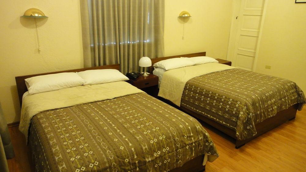 Alston Inn Hotel Quito Exterior photo